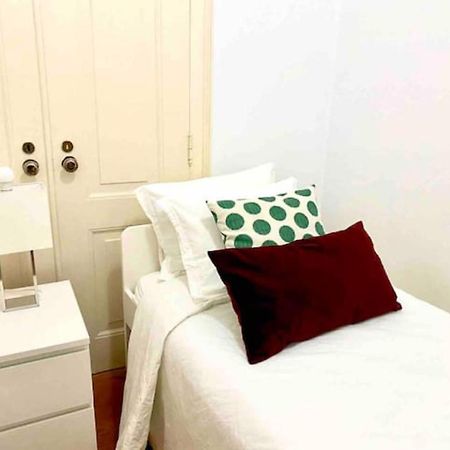Romantic Chiado 7 -Private Small Single Room With No Outside Window リスボン エクステリア 写真