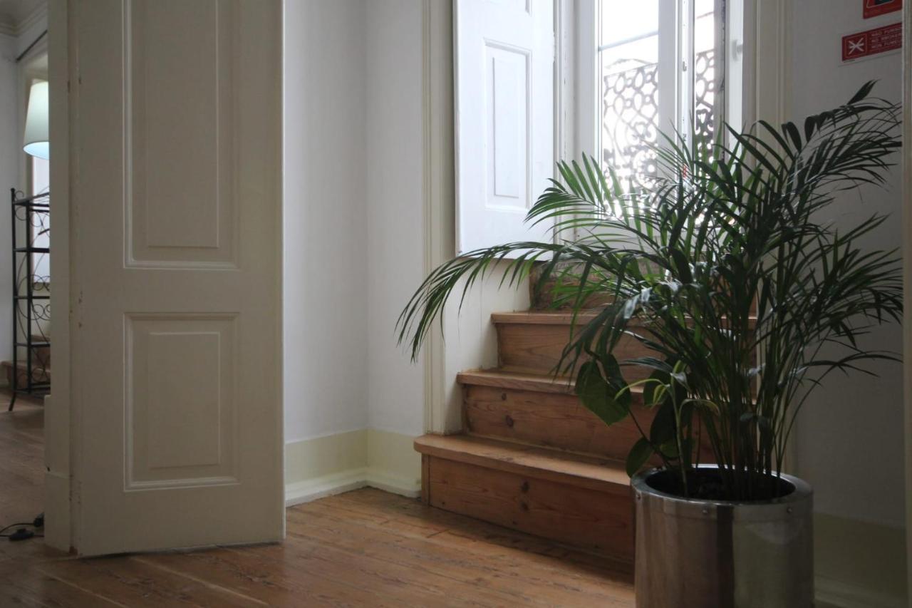 Romantic Chiado 7 -Private Small Single Room With No Outside Window リスボン エクステリア 写真