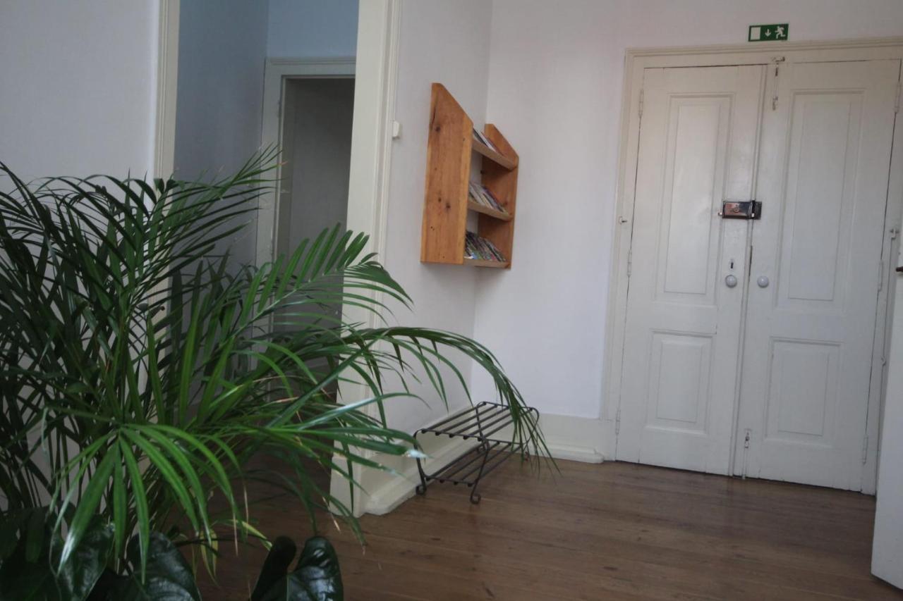 Romantic Chiado 7 -Private Small Single Room With No Outside Window リスボン エクステリア 写真